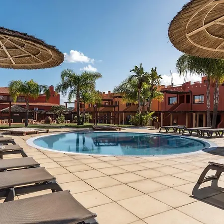 Appartement Luxury Apartment, Marina, & Pool *