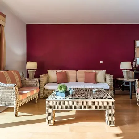 Luxury Apartment, Marina, & Pool Daire Portimão