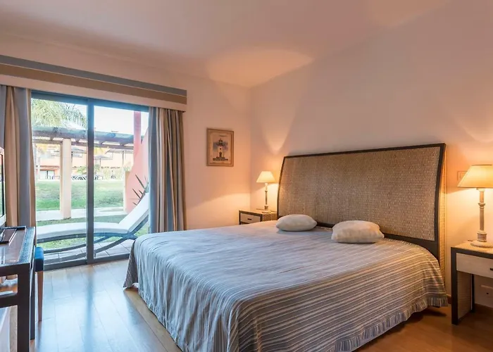 Luxury Apartment, Marina, & Pool 公寓 波尔蒂芒