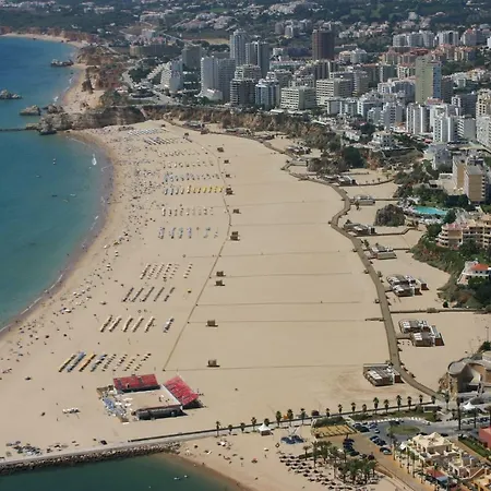 Luxury Apartment, Marina, & Pool Apartament Portimão