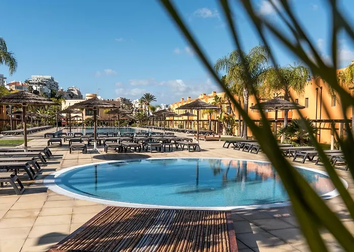 Luxury Apartment, Marina, & Pool Appartement *