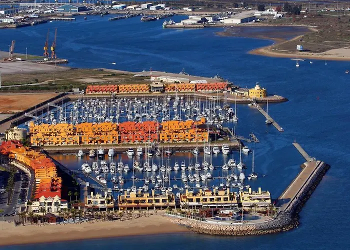 Luxury Apartment, Marina, & Pool Portimão