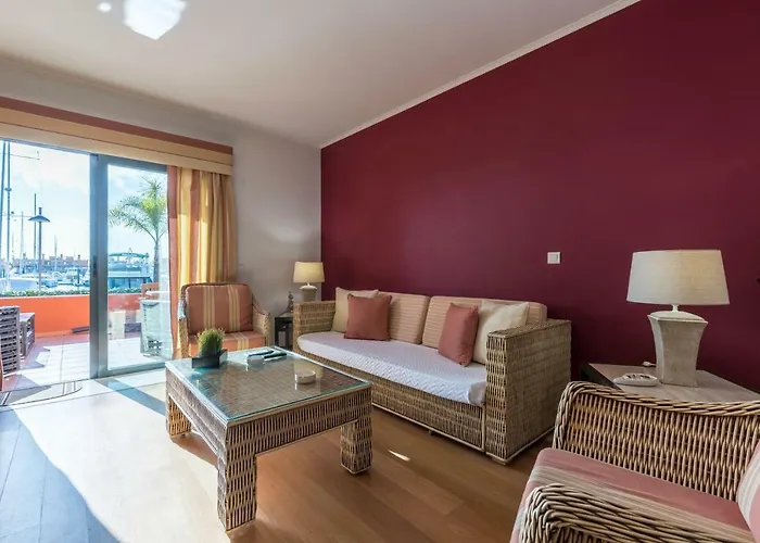 Luxury Apartment, Marina, & Pool Appartement Portimão