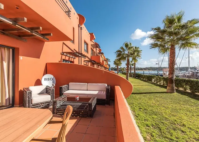 Luxury Apartment, Marina, & Pool Appartement Portimão