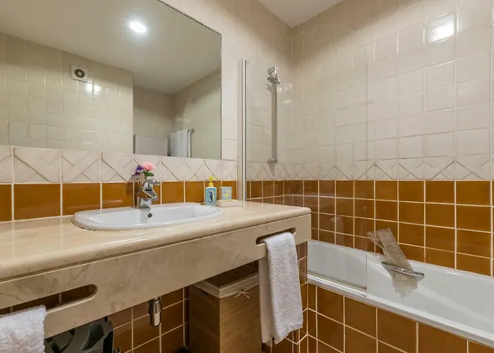 Luxury Apartment, Marina, & Pool Appartement Portimão